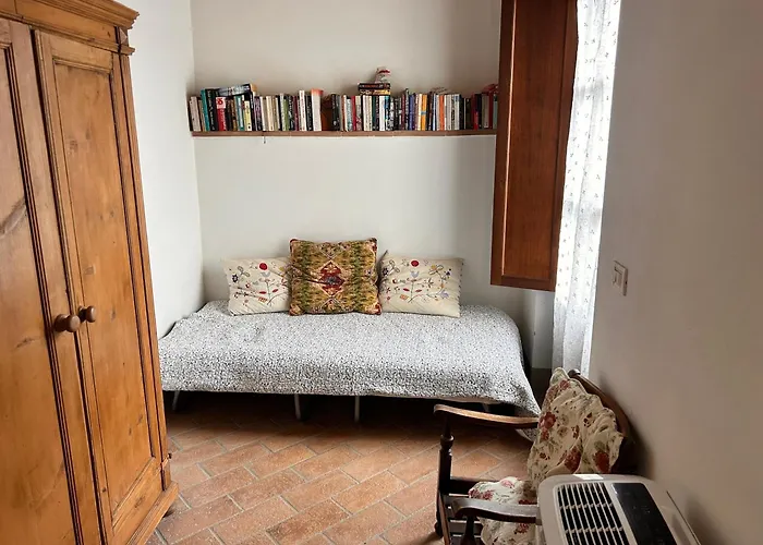 2bed-restored Farmhouse-san Gimignano-pool סן ג'ימיניאנו